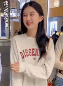 街头采访,这是可以播的吗