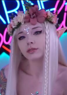 网红Karneli Bandi 野性娇艳的花精灵常伴你左右