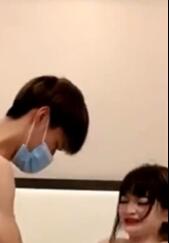 十九小姐姐白嫩黑丝大秀休息下再来